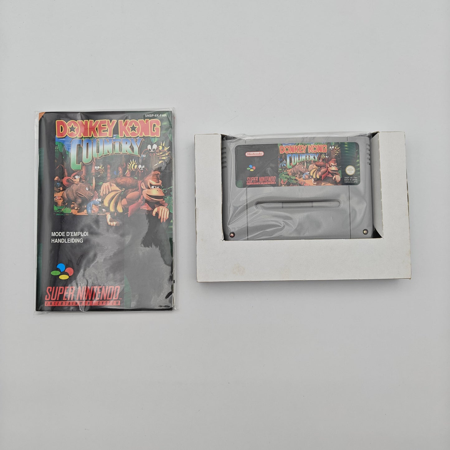 Donkey Kong Country - Super Nintendo