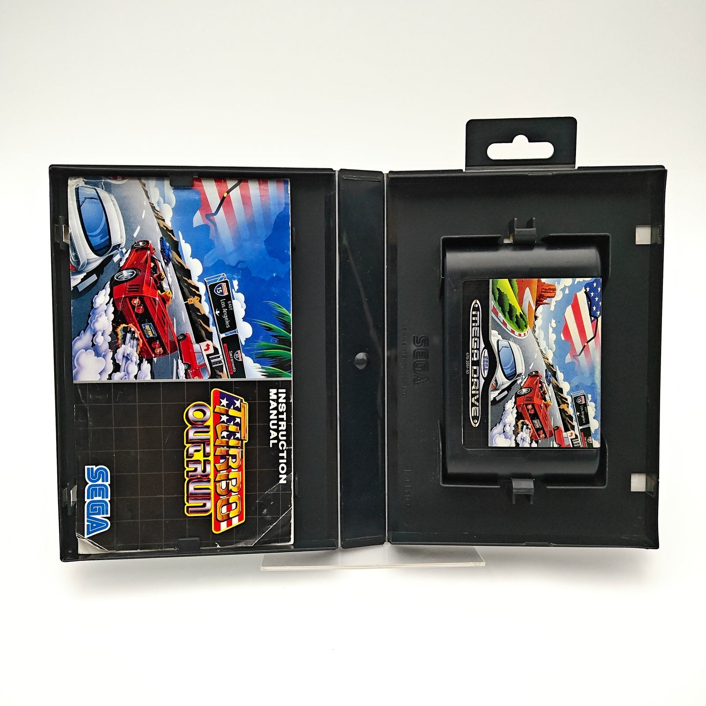 Turbo Outrun - Mega Drive