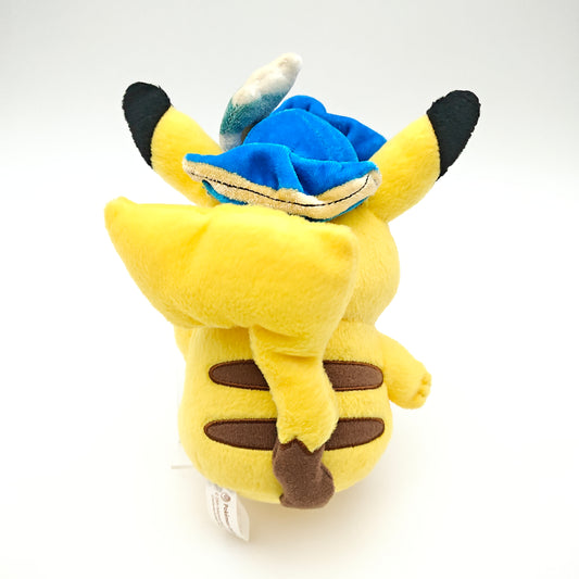 Peluche Pikachu Capitaine - Exclusivité Pokémon Center