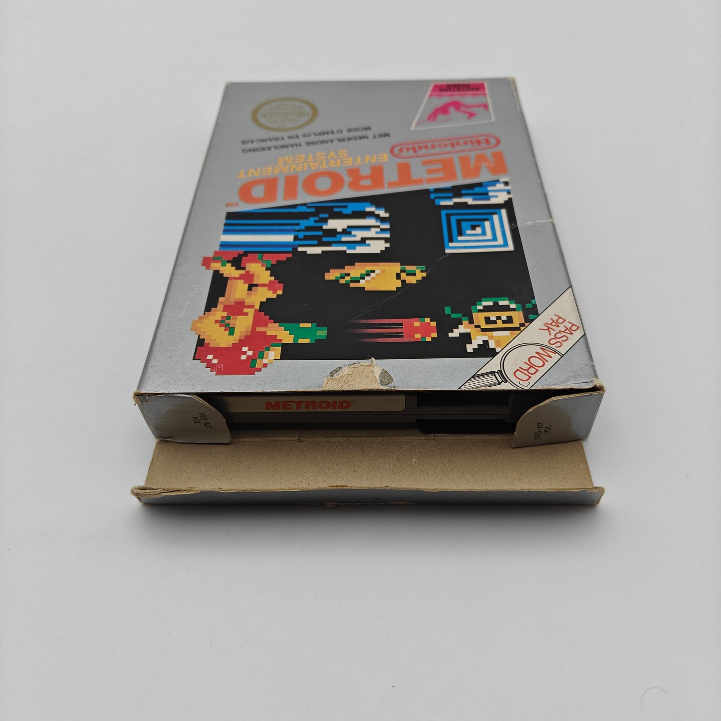 Metroid - Nintendo Entertainment System