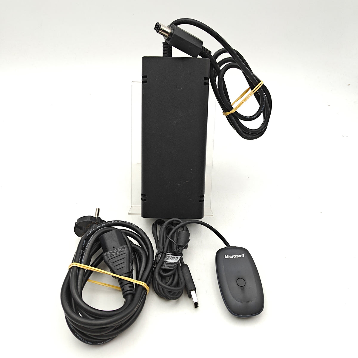 XBOX 360 PACK KINECT 4 GB