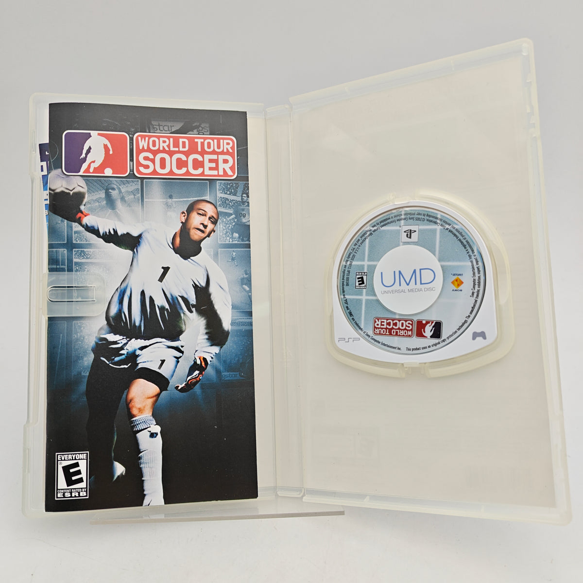 WORLD TOUR SOCCER - PLAYSTATION PORTABLE