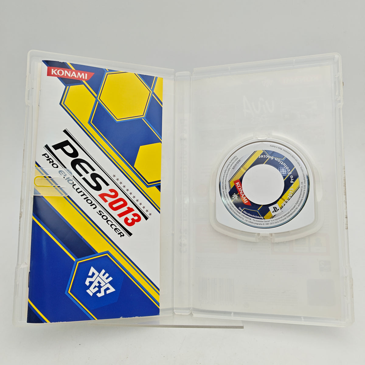 PRO EVOLUTION SOCCER 2013 - PLAYSTATION PORTABLE
