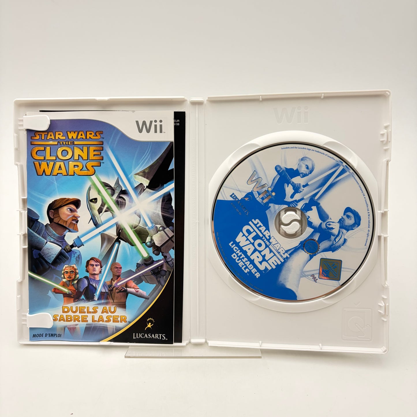 STAR WARS CLONE WARS DUELS AU SABRE LASER - WII