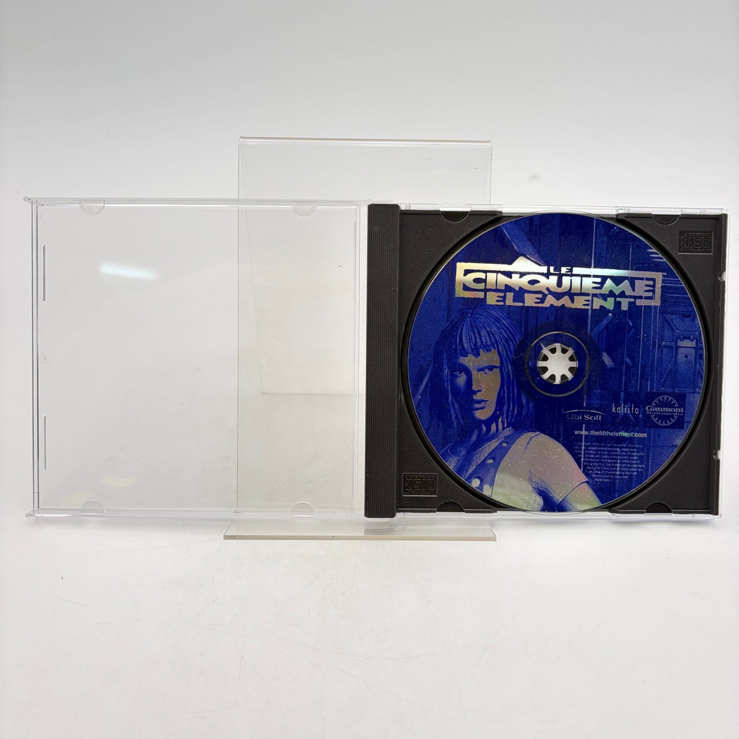 LE CINQUIÈME ÉLÉMENT - PC BIG BOX