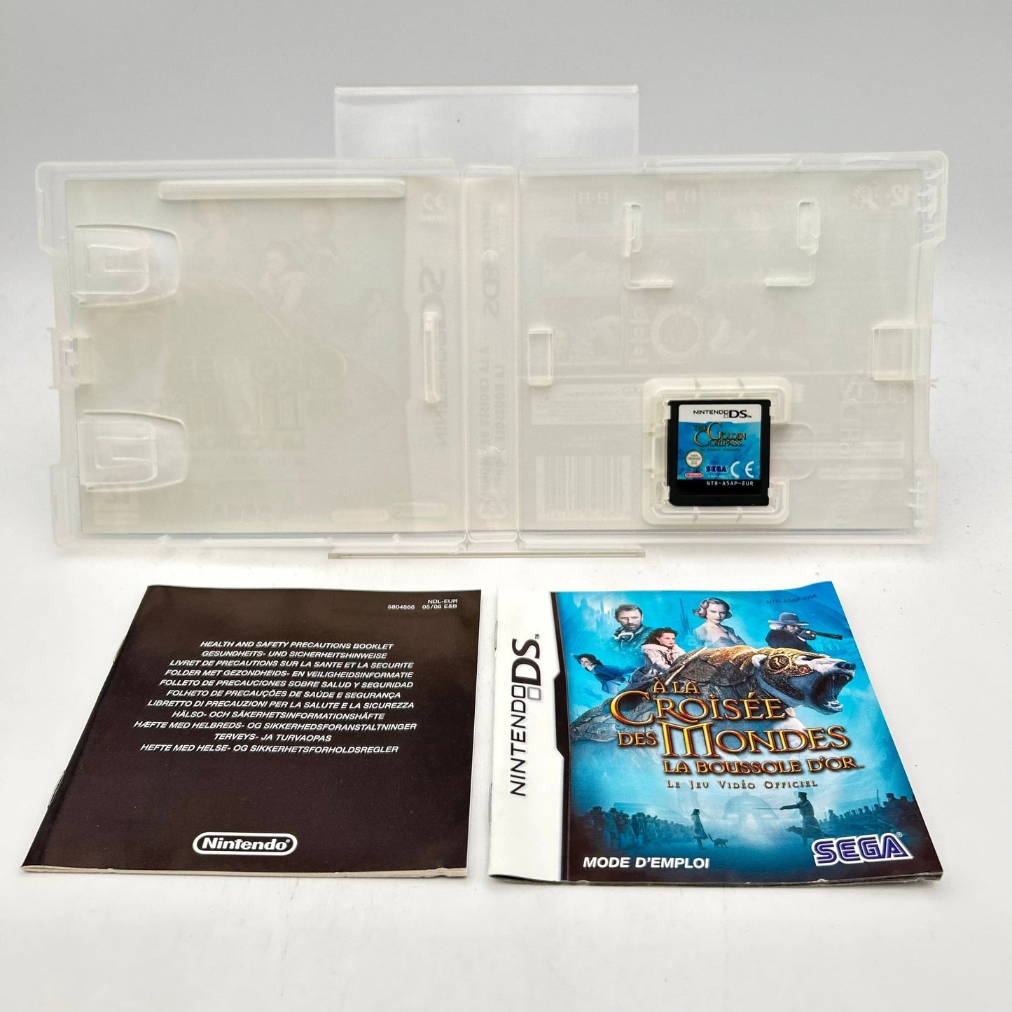 A LA CROISEE DES MONDES LA BOUSSOLE D’OR - NINTENDO DS - Strike Games