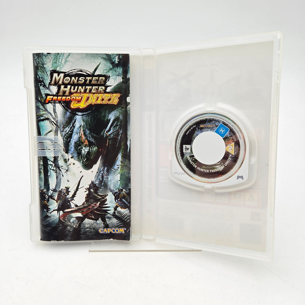 MONSTER HUNTER FREEDOM UNITE - PLAYSTATION PORTABLE - Strike Games