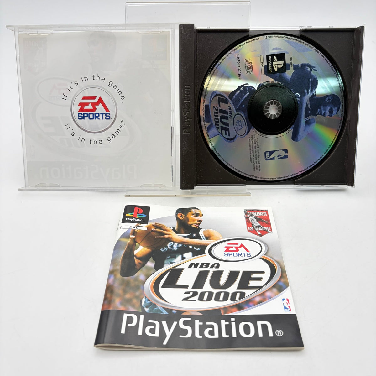 NBA LIVE 2000 - PLAYSTATION 1 - Strike Games