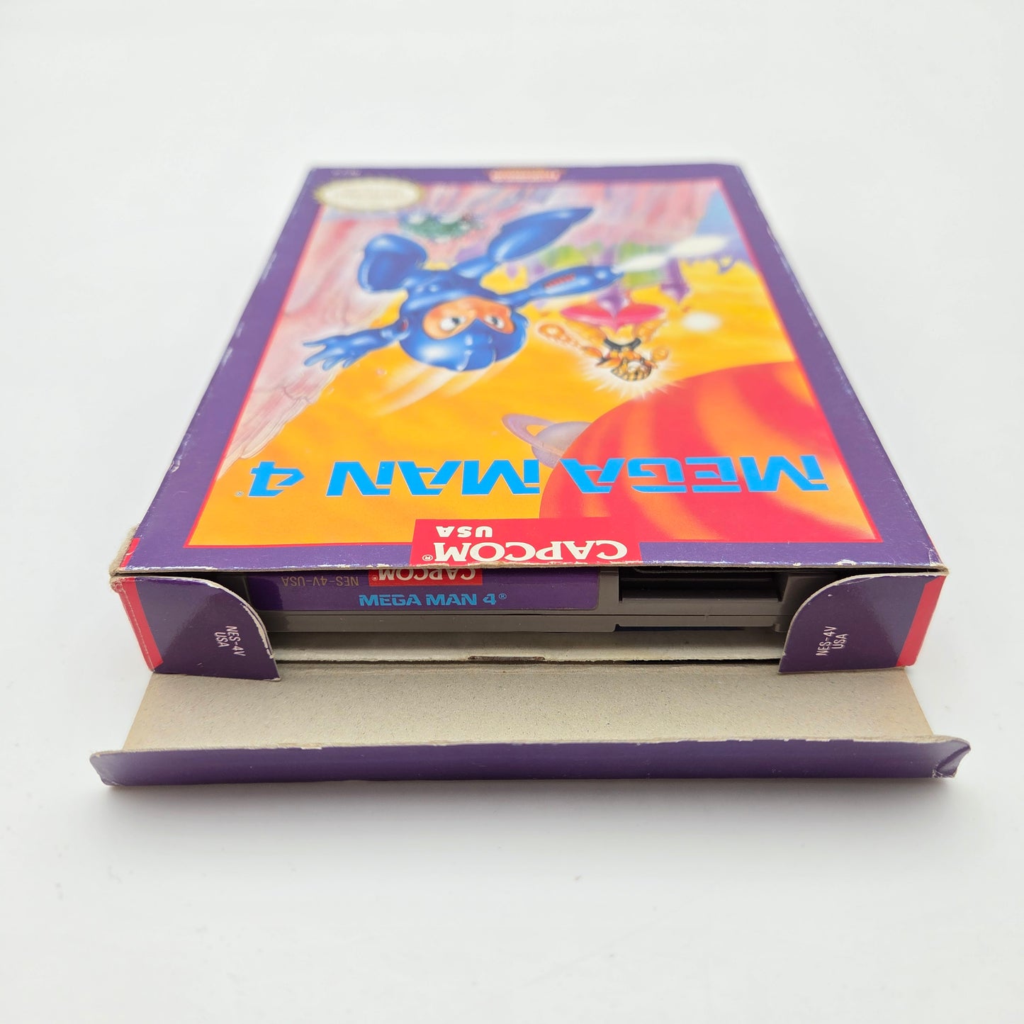 Mega Man 4 - Nintendo Entertainment System