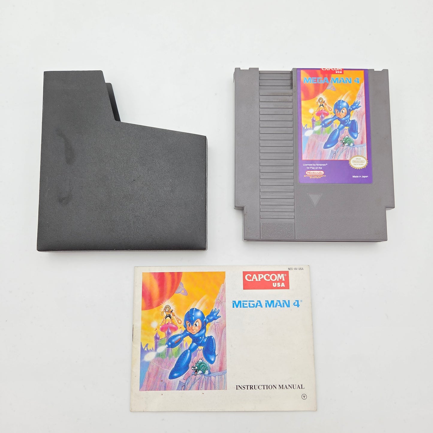 Mega Man 4 - Nintendo Entertainment System