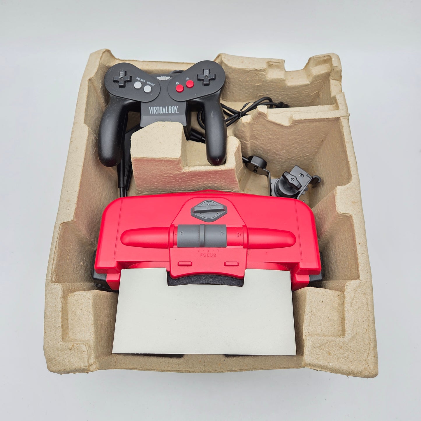 Nintendo - Virtual Boy