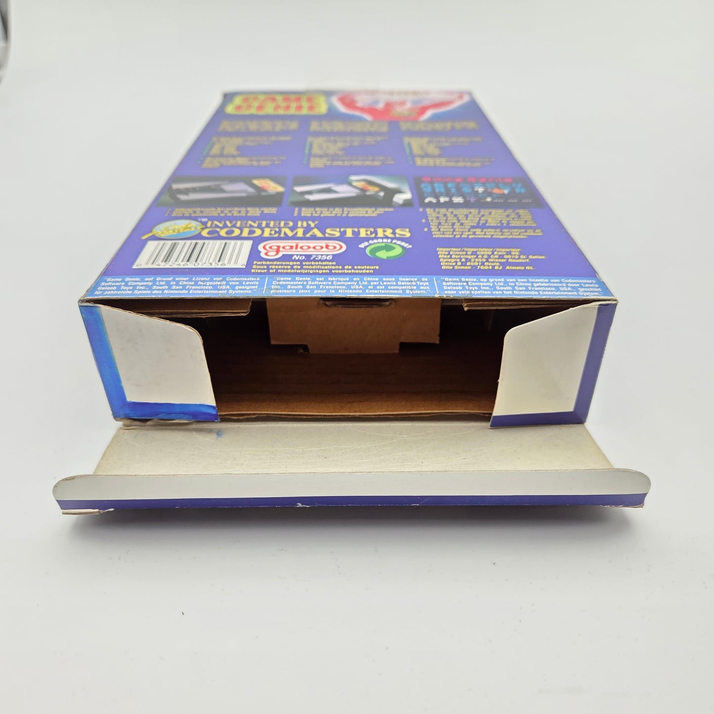 Game Genie - Nintendo Entertainment System