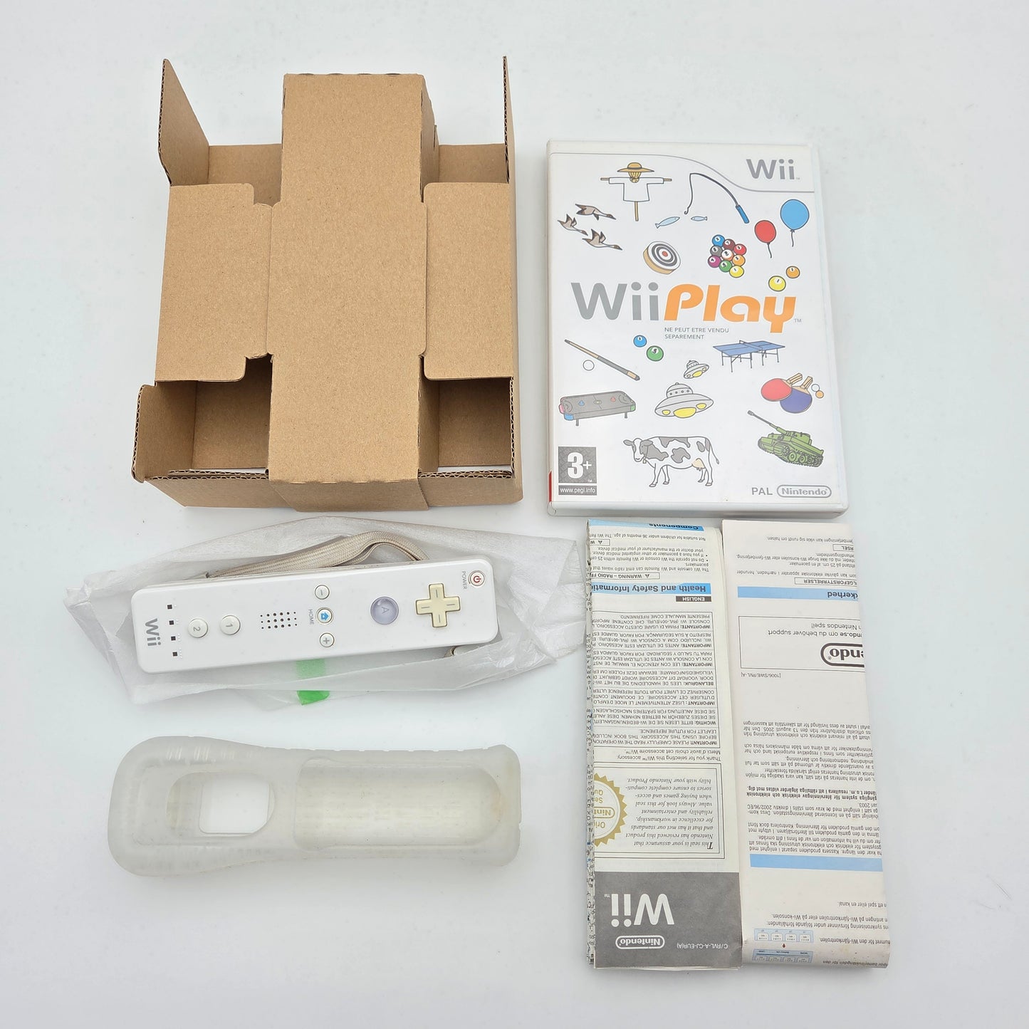 Wii Play with Wii Mote - Nintendo Wii