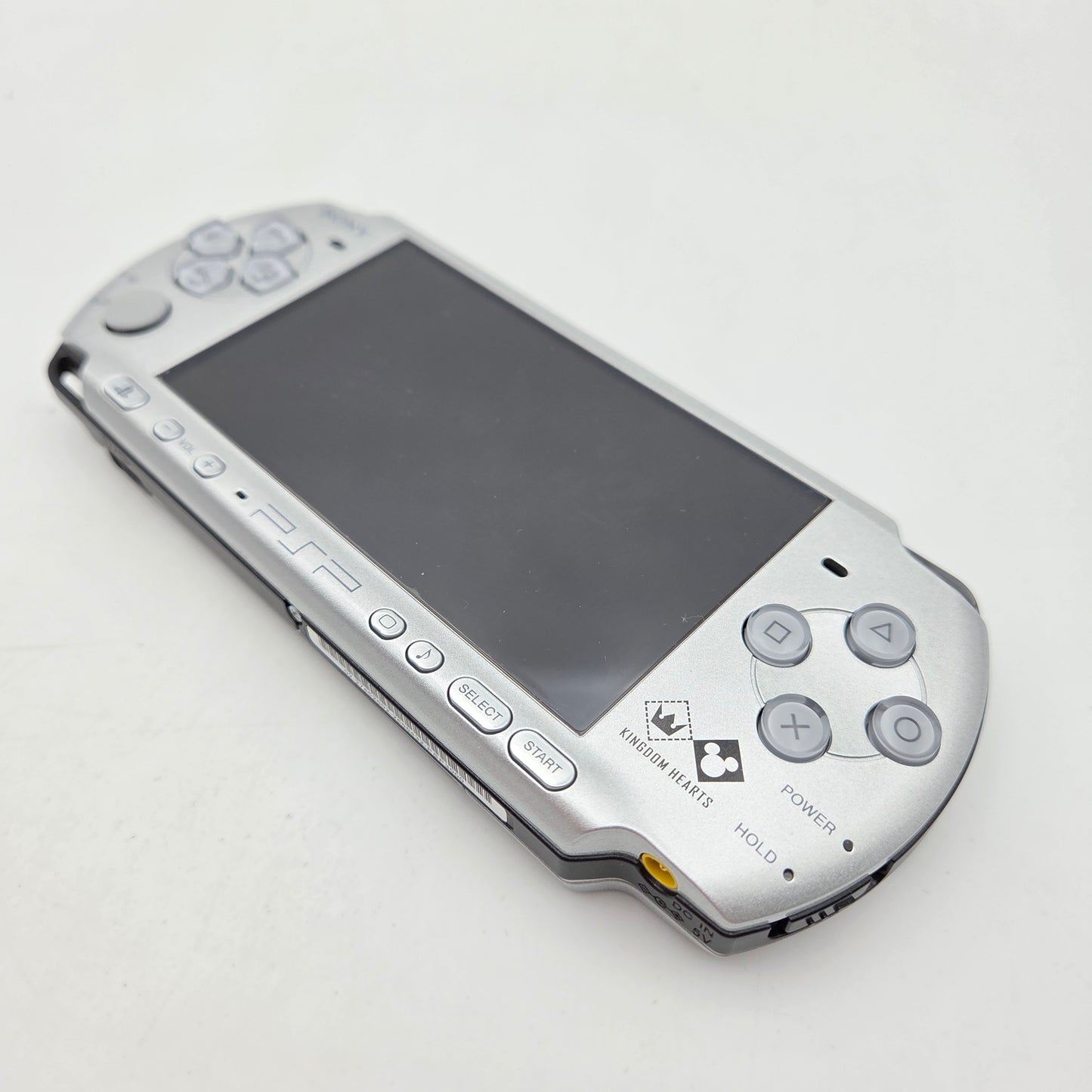 PLAYSTATION PORTABLE EDITION KINGDOM HEARTS BIRTH BY SLEEP