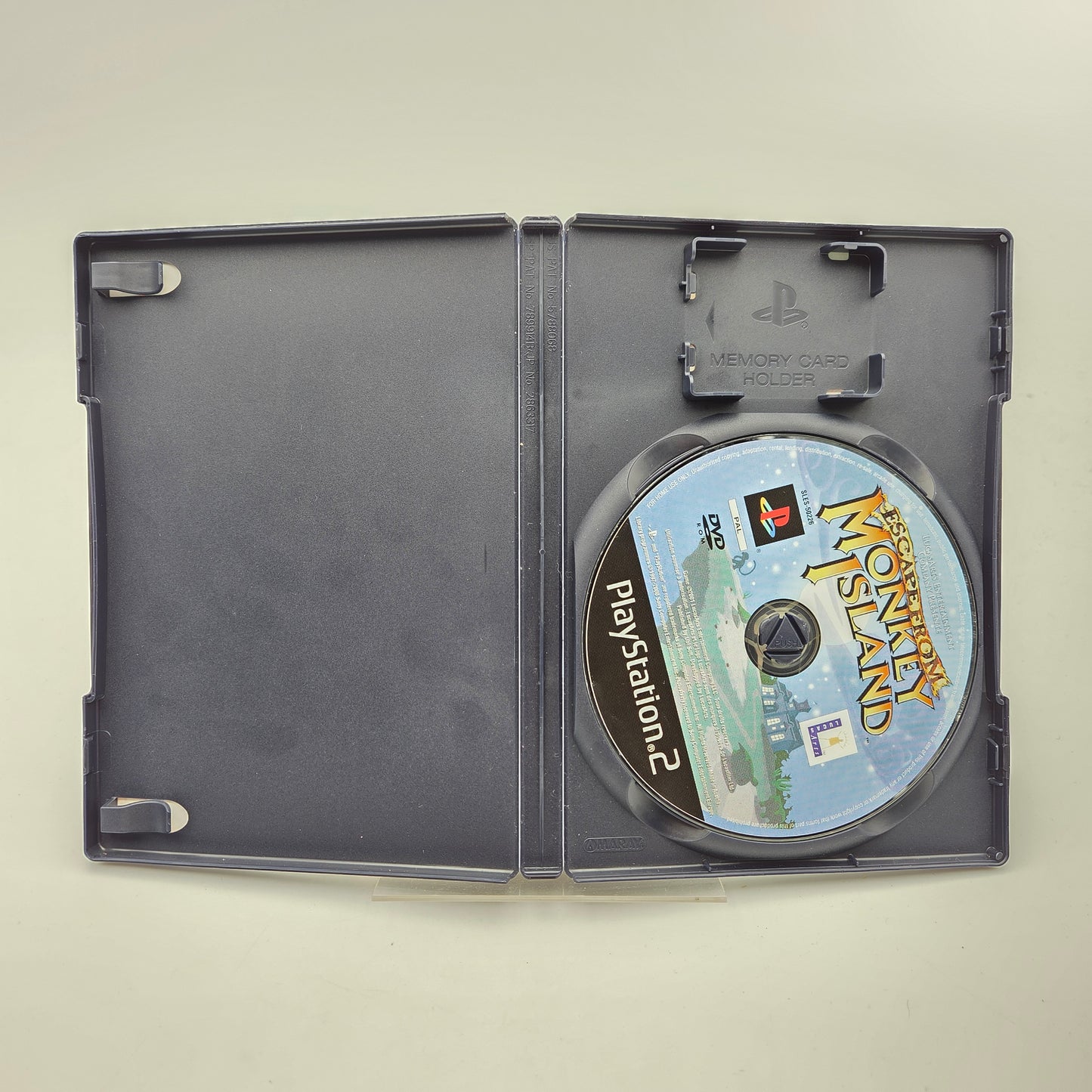 ESCAPE FROM MONKEY ISLAND - PLAYSTATION 2