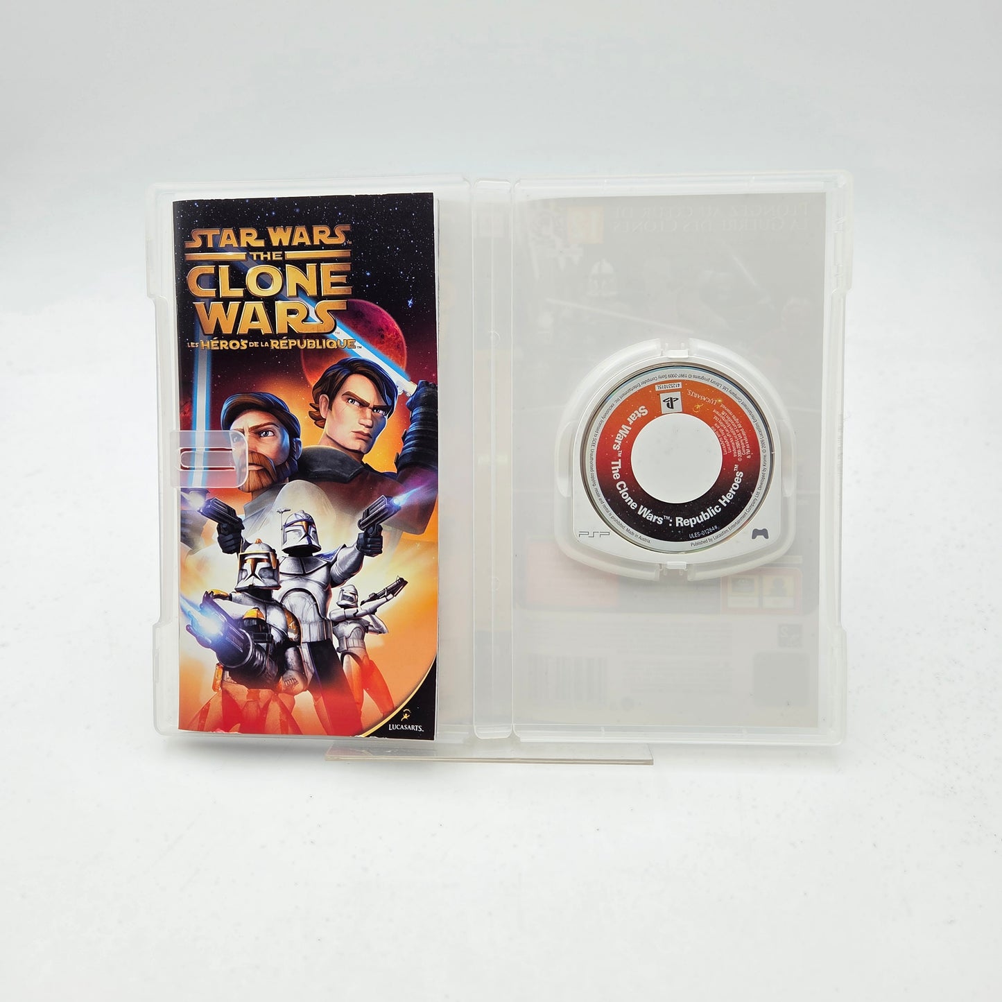 STAR WARS THE CLONE WARS LES HEROS DE LA REPUBLIQUE - PLAYSTATION PORTABLE