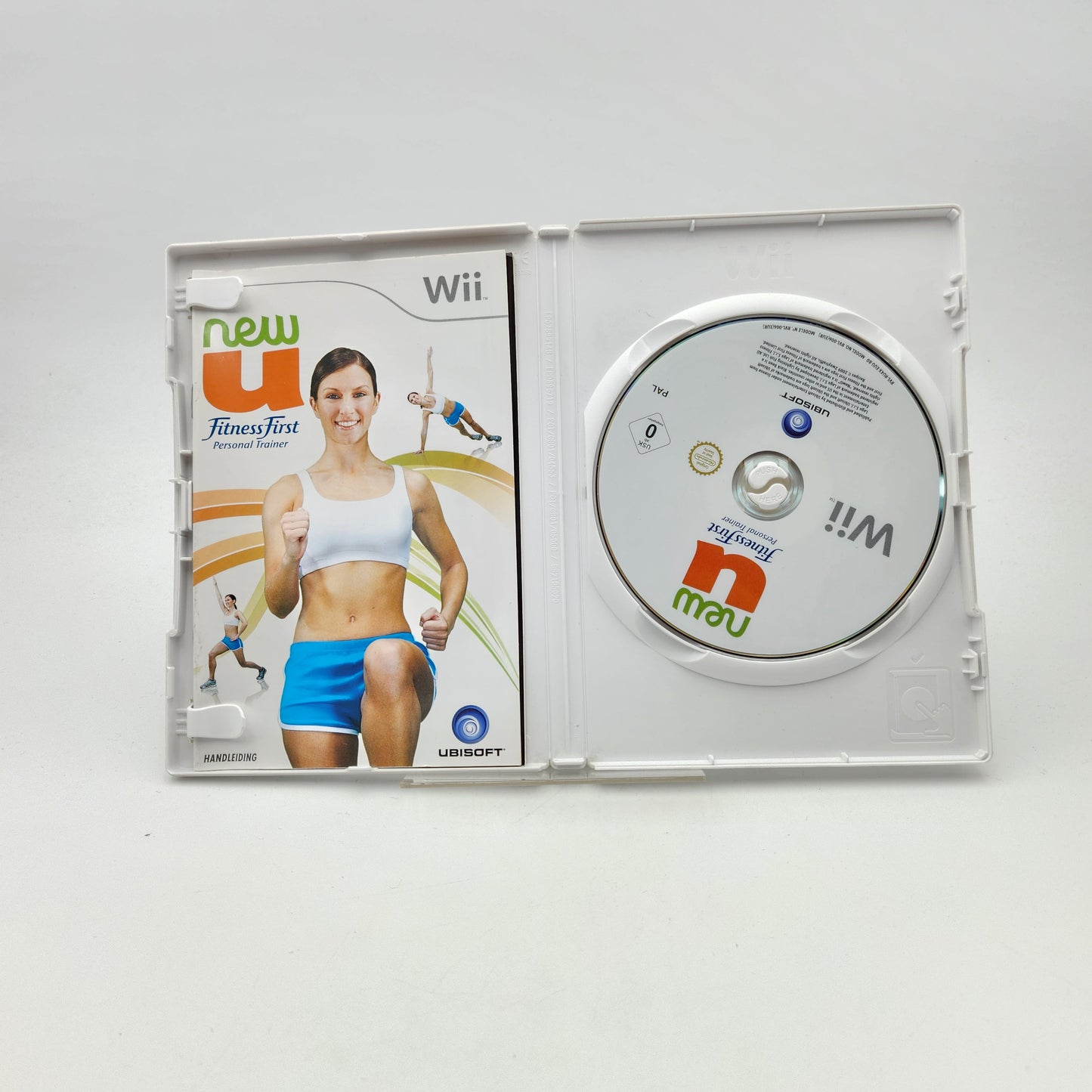 NEW U FITNESS FIRST PERSONAL TRAINER - WII