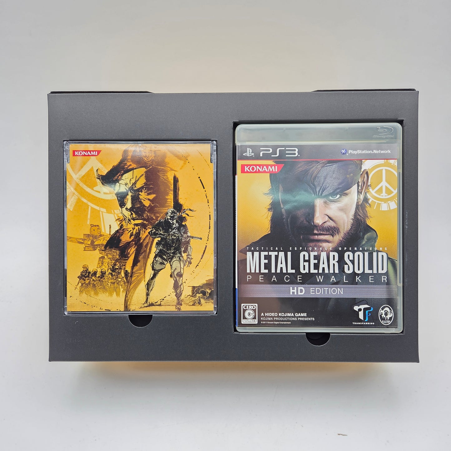 METAL GEAR SOLID PEACE WALKER PREMIUM PACKAGE - PLAYSTATION 3