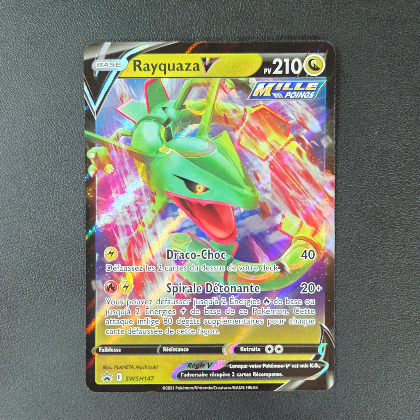 RAYQUAZA V (SWSH 147)