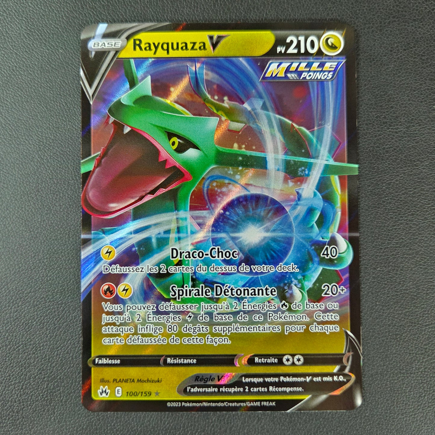 RAYQUAZA V (CRZ 100)