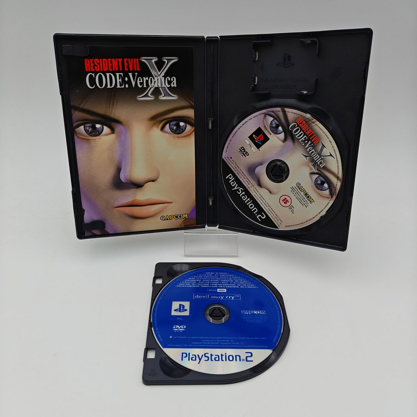 Resident Evil CODE: Veronica X - Playstation 2