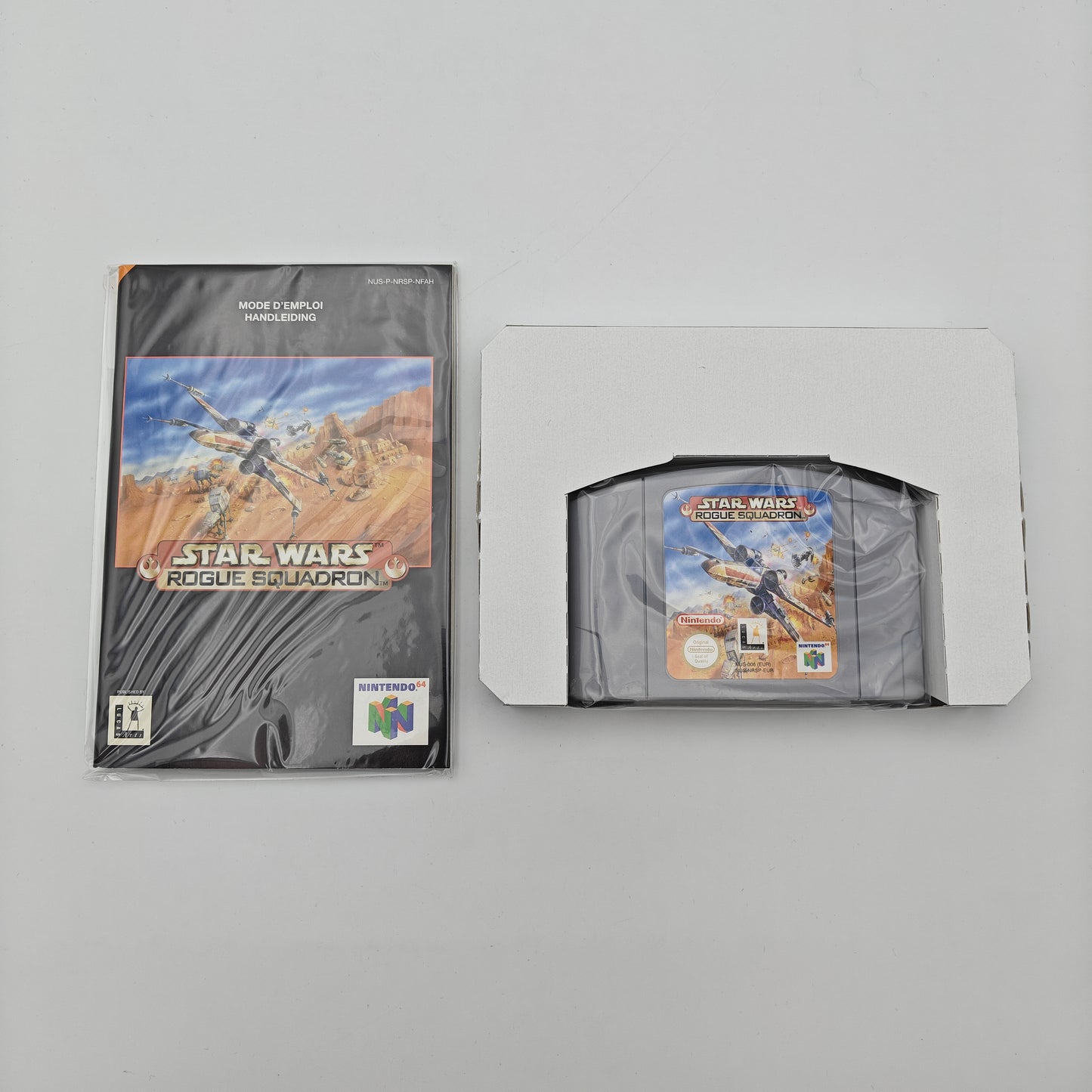 Star Wars Rogue Squaddron - Nintendo 64