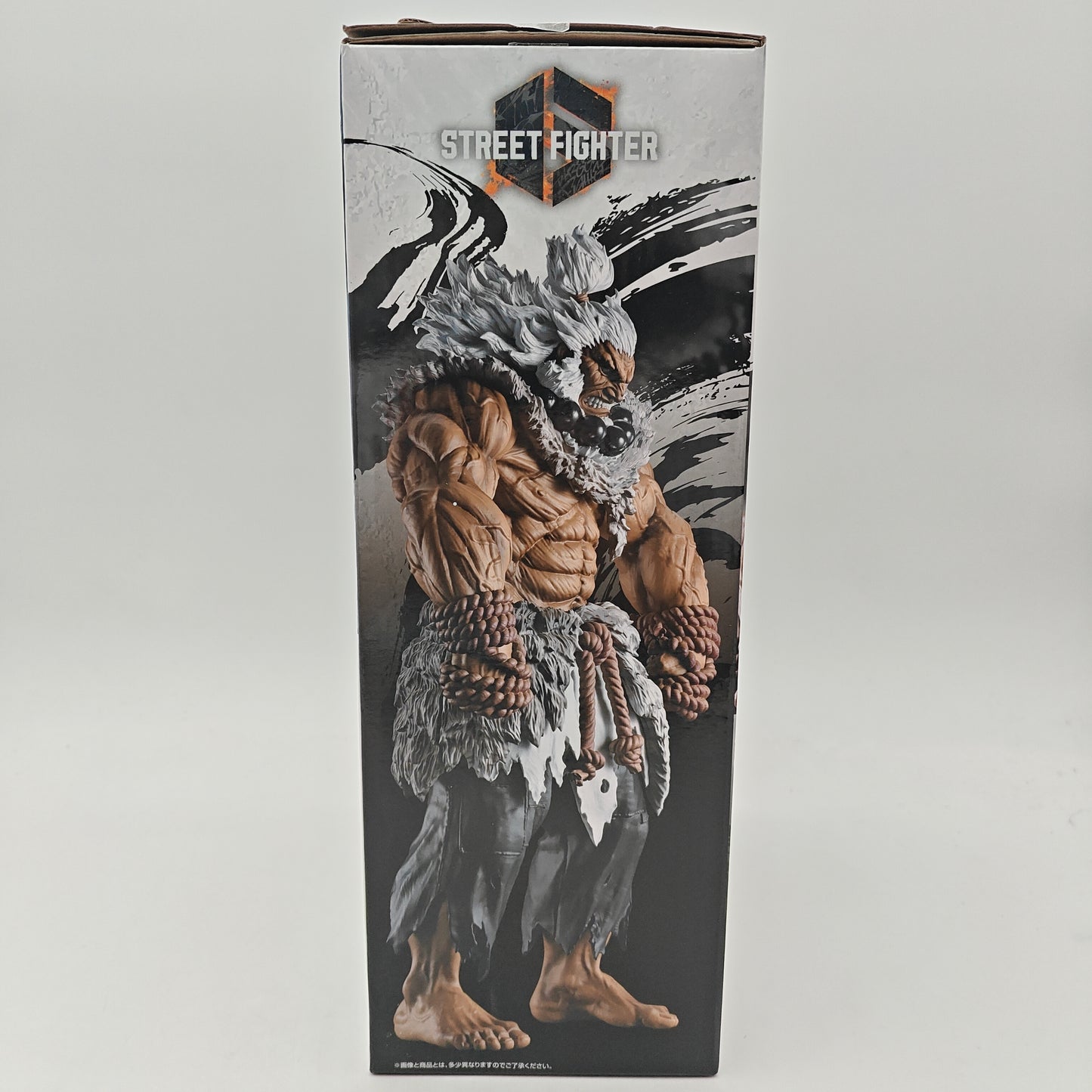 FIGURINE STREET FIGHTER 6 AKUMA