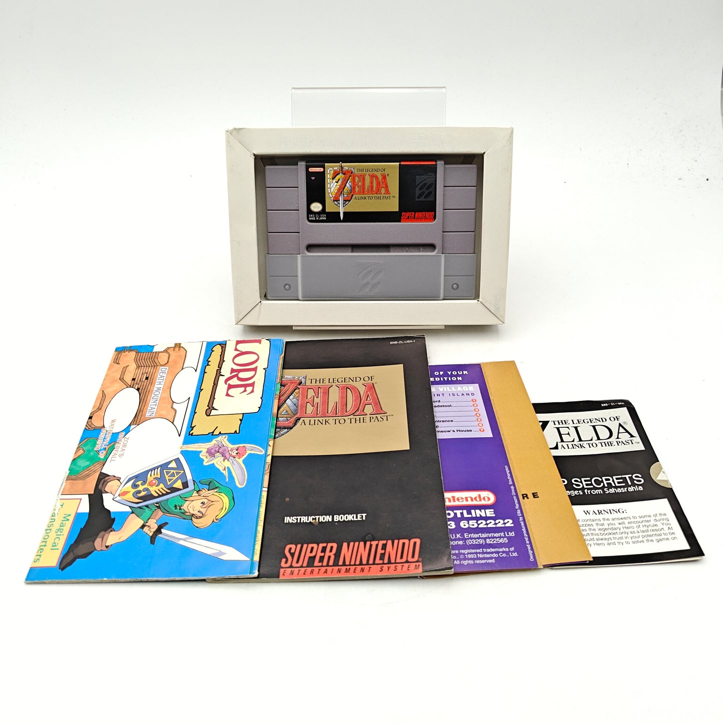 THE LEGEND OF ZELDA: A LINK TO THE PAST - SUPER NINTENDO
