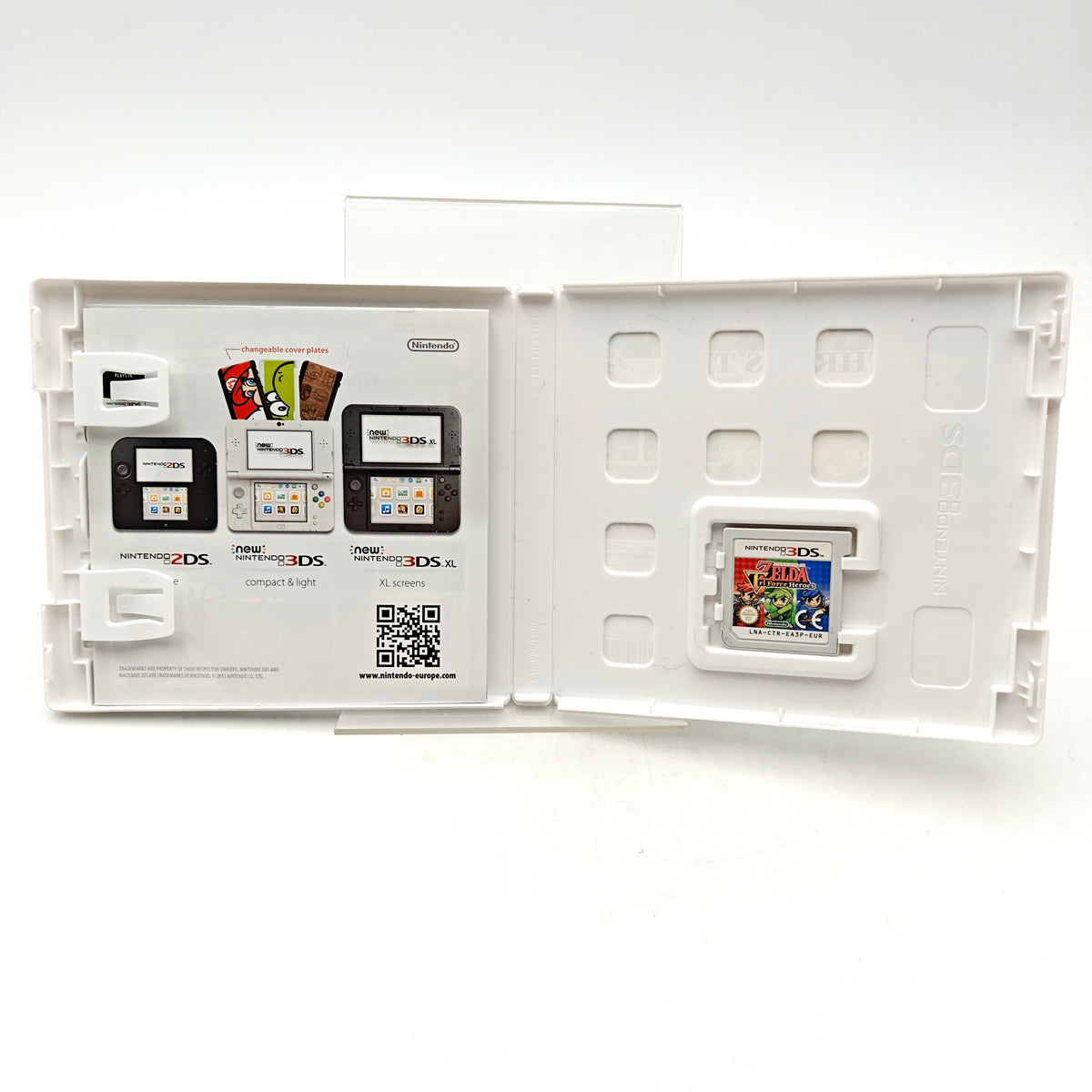 THE LEGEND OF ZELDA: TRI FORCE HEROES - NINTENDO 3DS