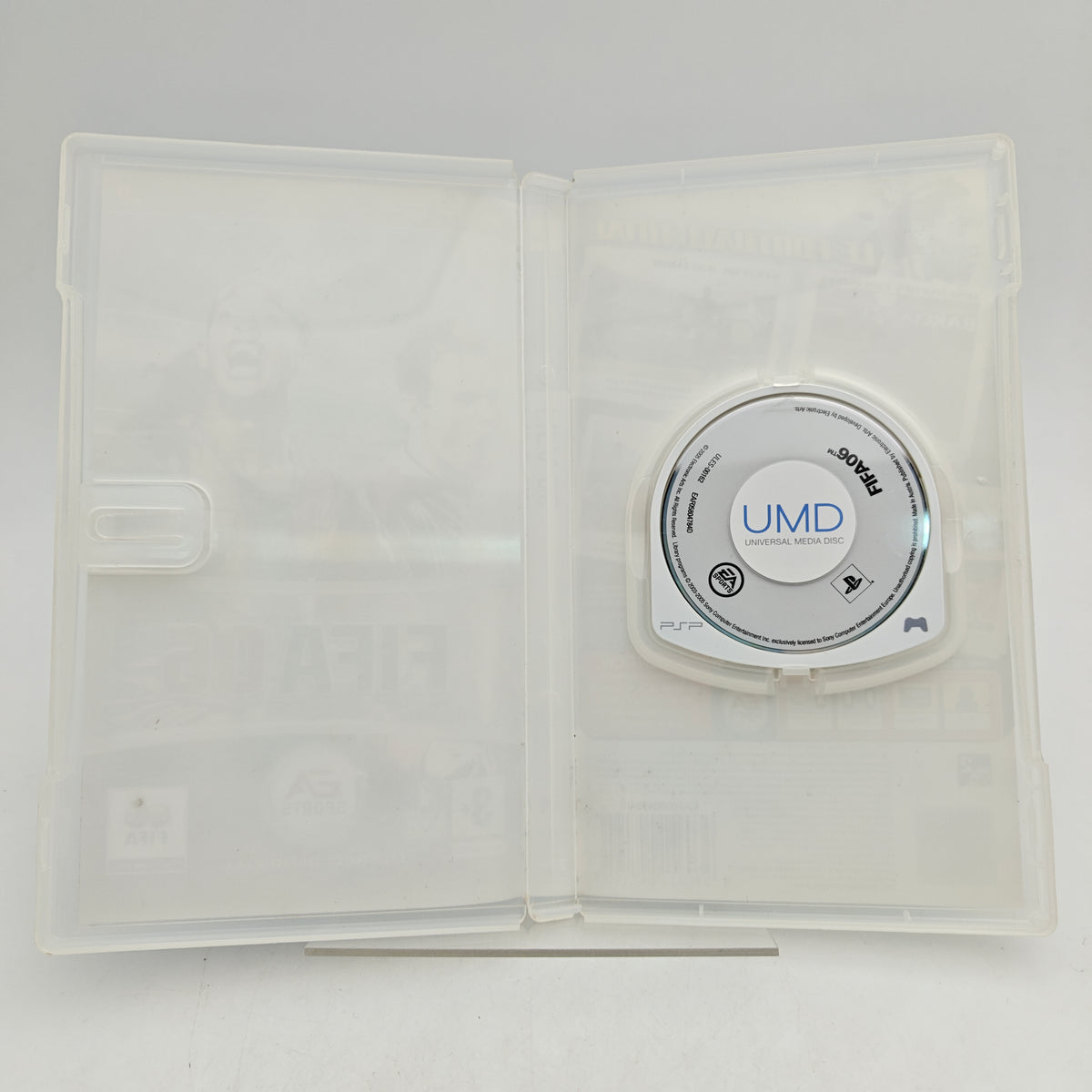 FIFA 06 - PLAYSTATION PORTABLE