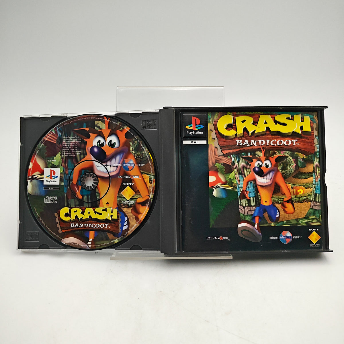 CRASH BANDICOOT - PLAYSTATION 1