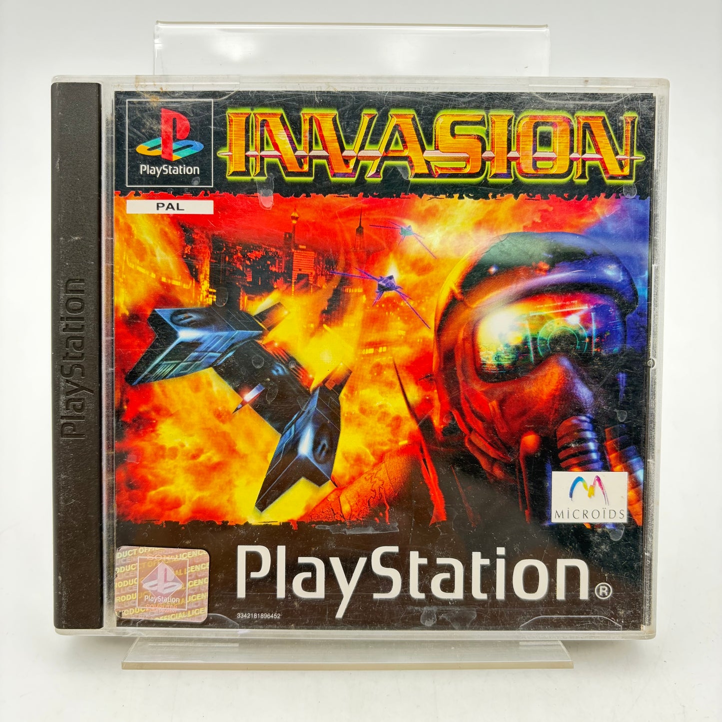 INVASION - PLAYSTATION 1