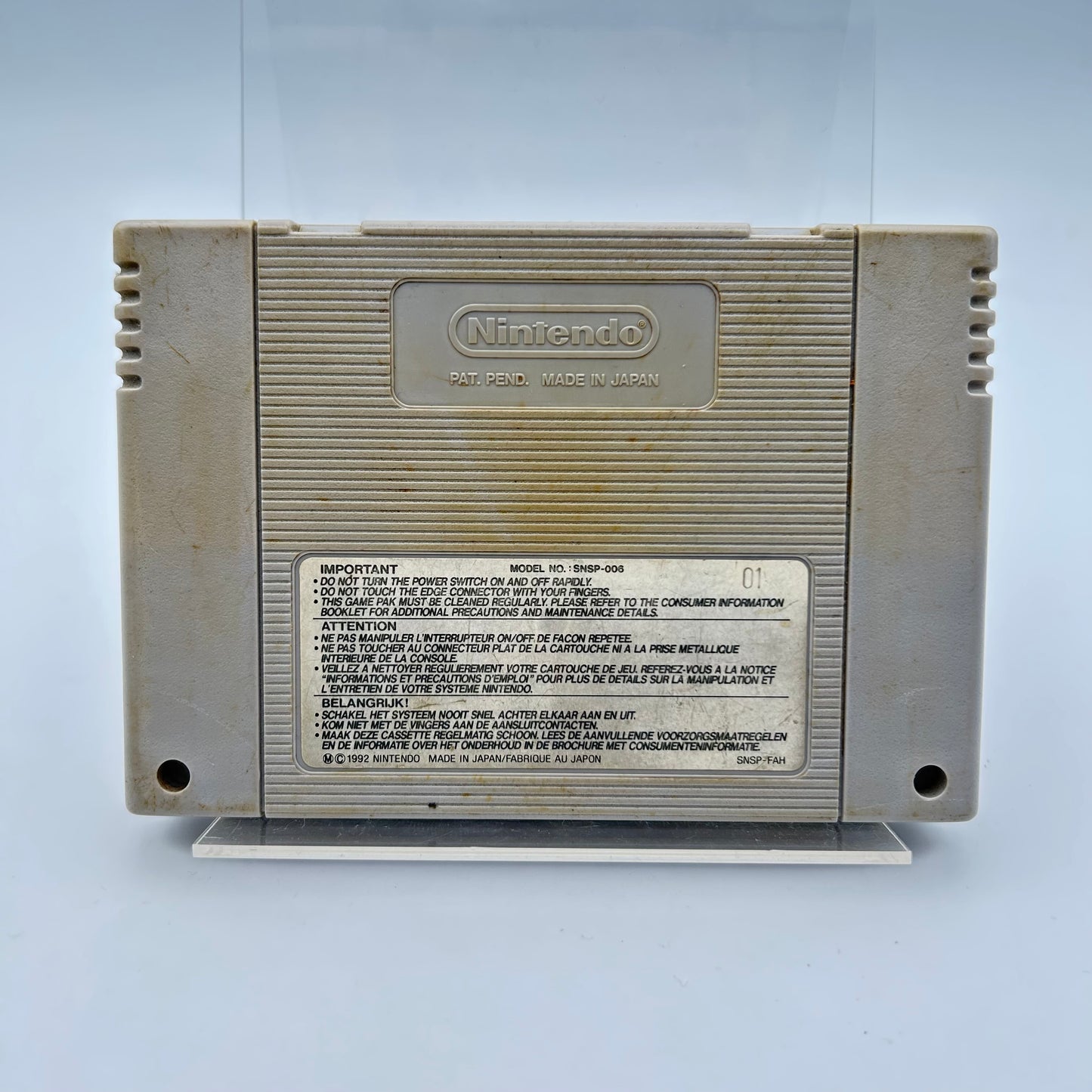 SUPER MARIO WORLD - SUPER NINTENDO
