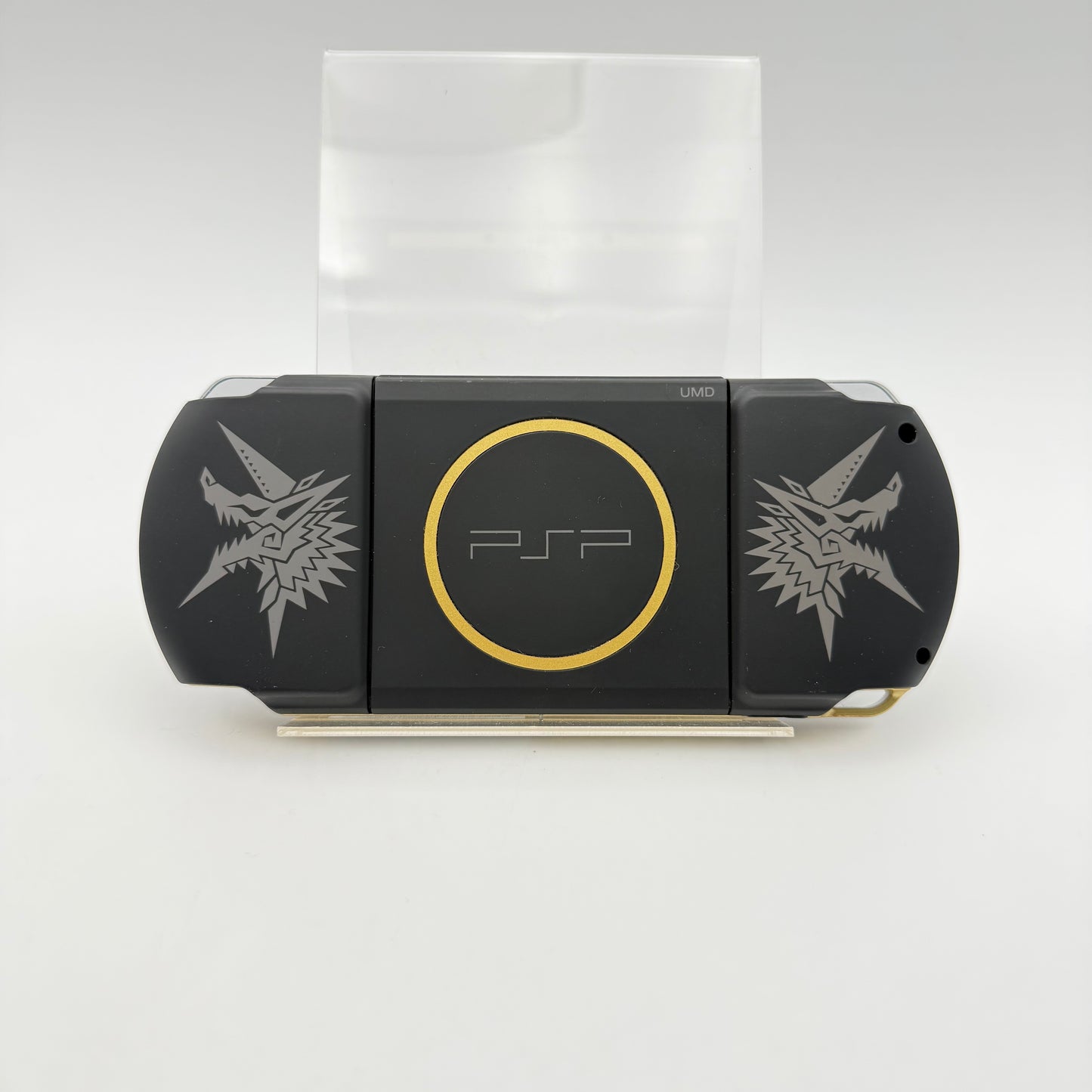 PLAYSTATION PORTABLE MONSTER HUNTER