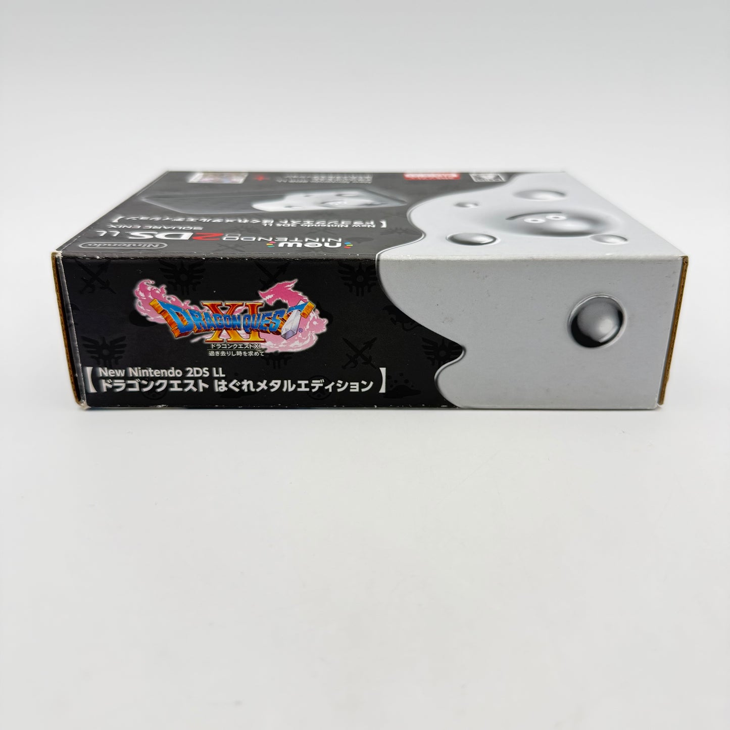NEW NINTENDO 3DS LL DRAGON QUEST XI