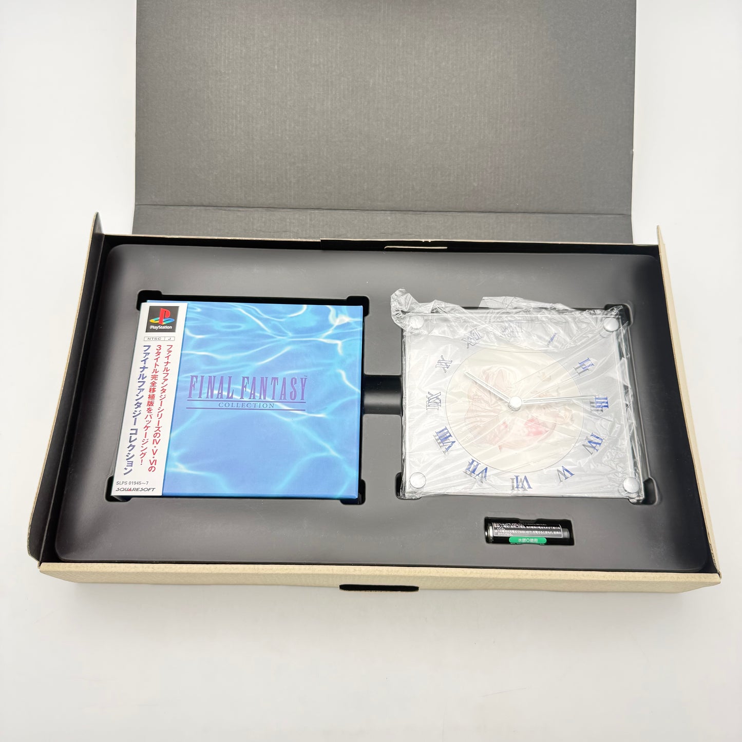 FINAL FANTASY ANNIVERSARY PACKAGE - PLAYSTATION 1