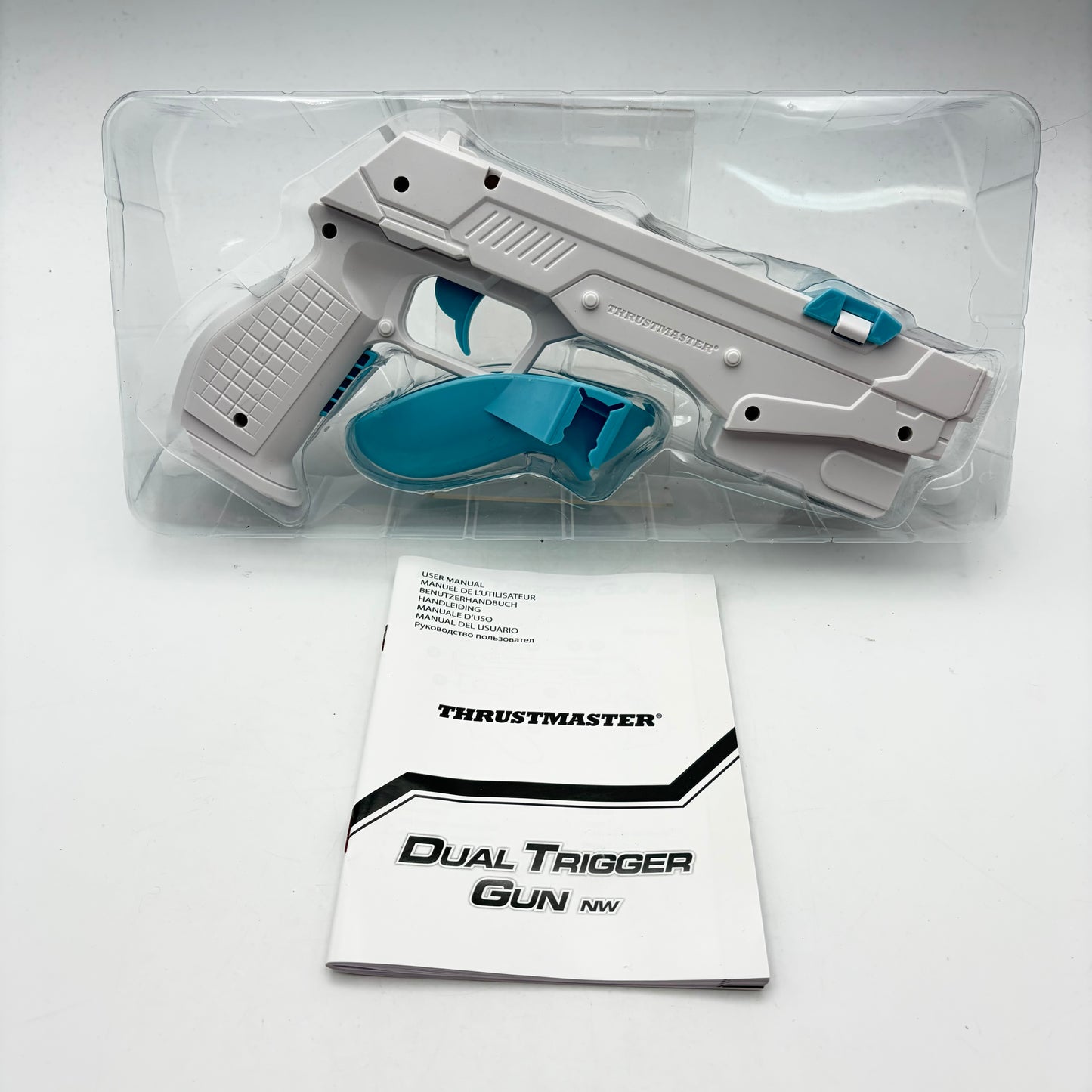 TRUSTMASTER DUAL TRIGGER GUN - WII