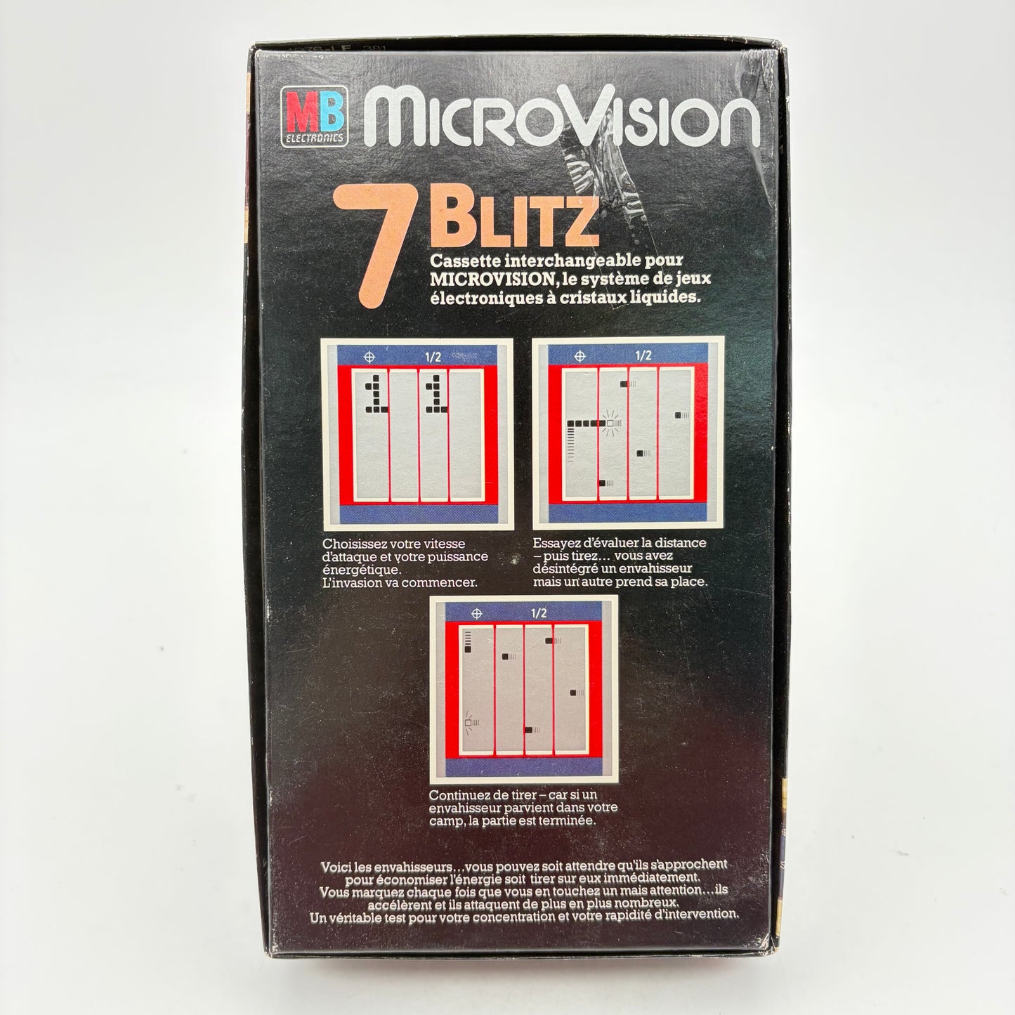 MICROVISION + 4 JEUX (FLIPPER, BATAILLE NAVALE, SHOOTING STAR ET BLITZ)