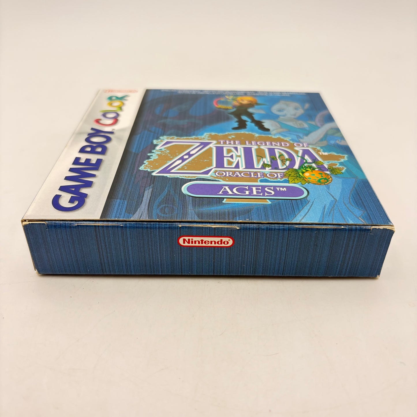 THE LEGEND OF ZELDA: ORACLE OF AGES - GAMEBOY COLOR