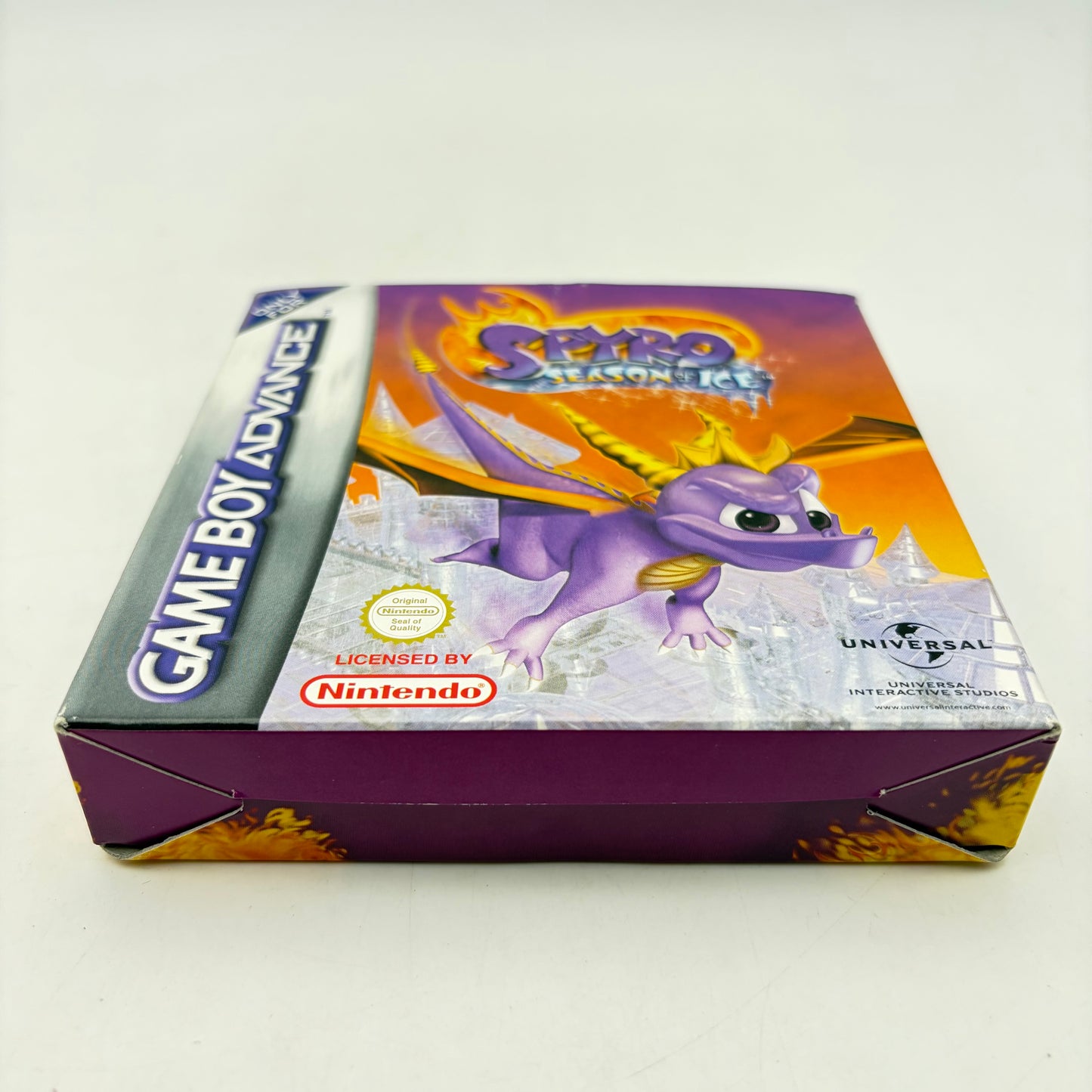 SPYRO: SEASON OF ICE - GAMEBOY ADVANCE