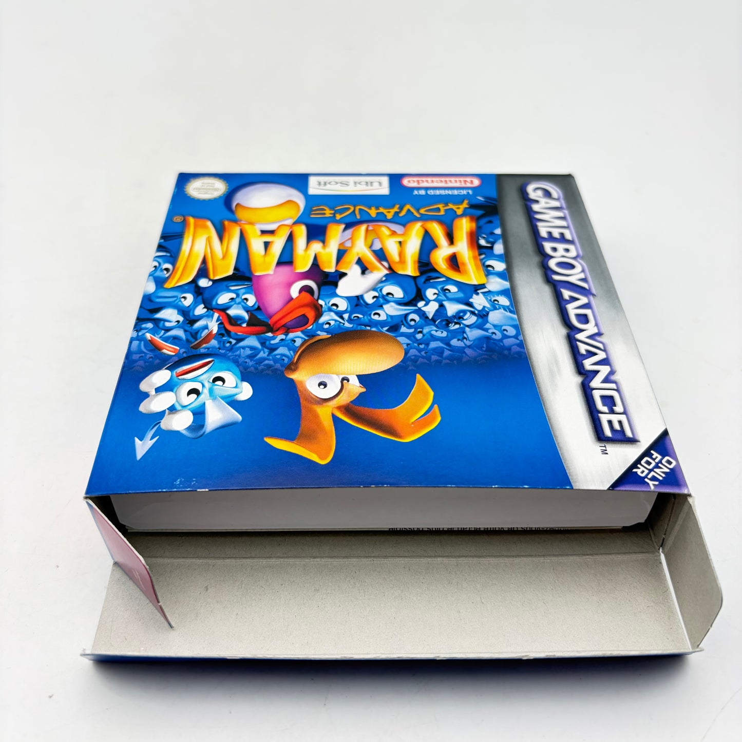 RAYMAN ADVANCE - GAMEBOY ADVANCE