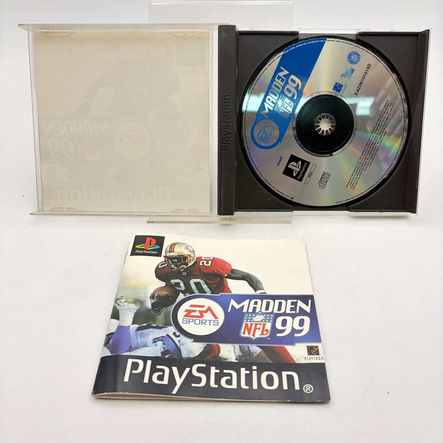 MADDEN NFL 99 - PLAYSTATION 1