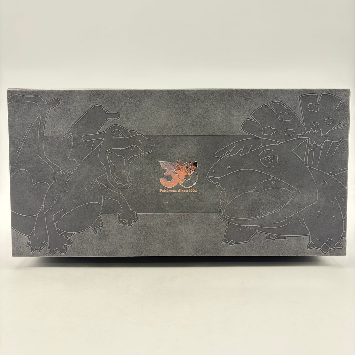 COFFRET POKEMON ROUGE FEU & VERT FEUILLE SPECIAL 30 ANS - Strike Games