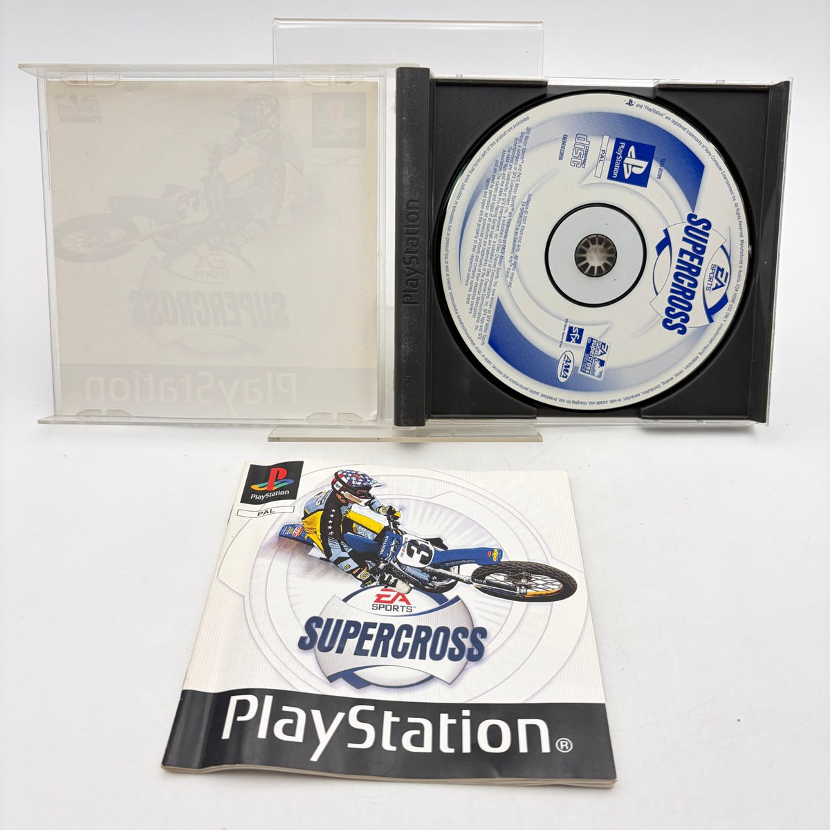 EA SPORTS SUPERCROSS - PLAYSTATION 1 - Strike Games