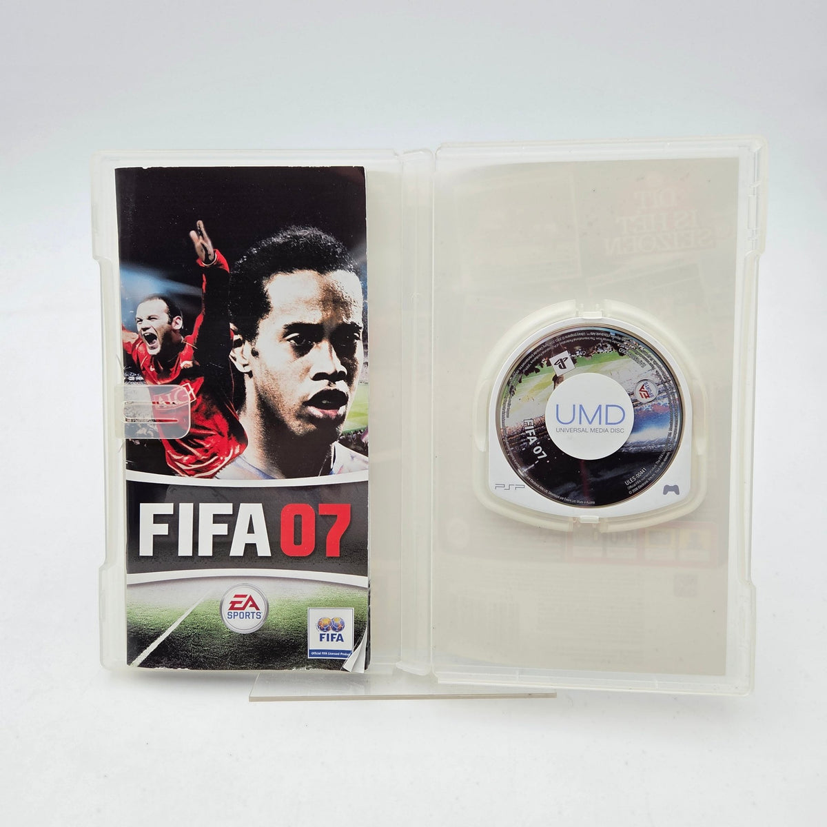 FIFA 07 - PLAYSTATION PORTABLE - Strike Games