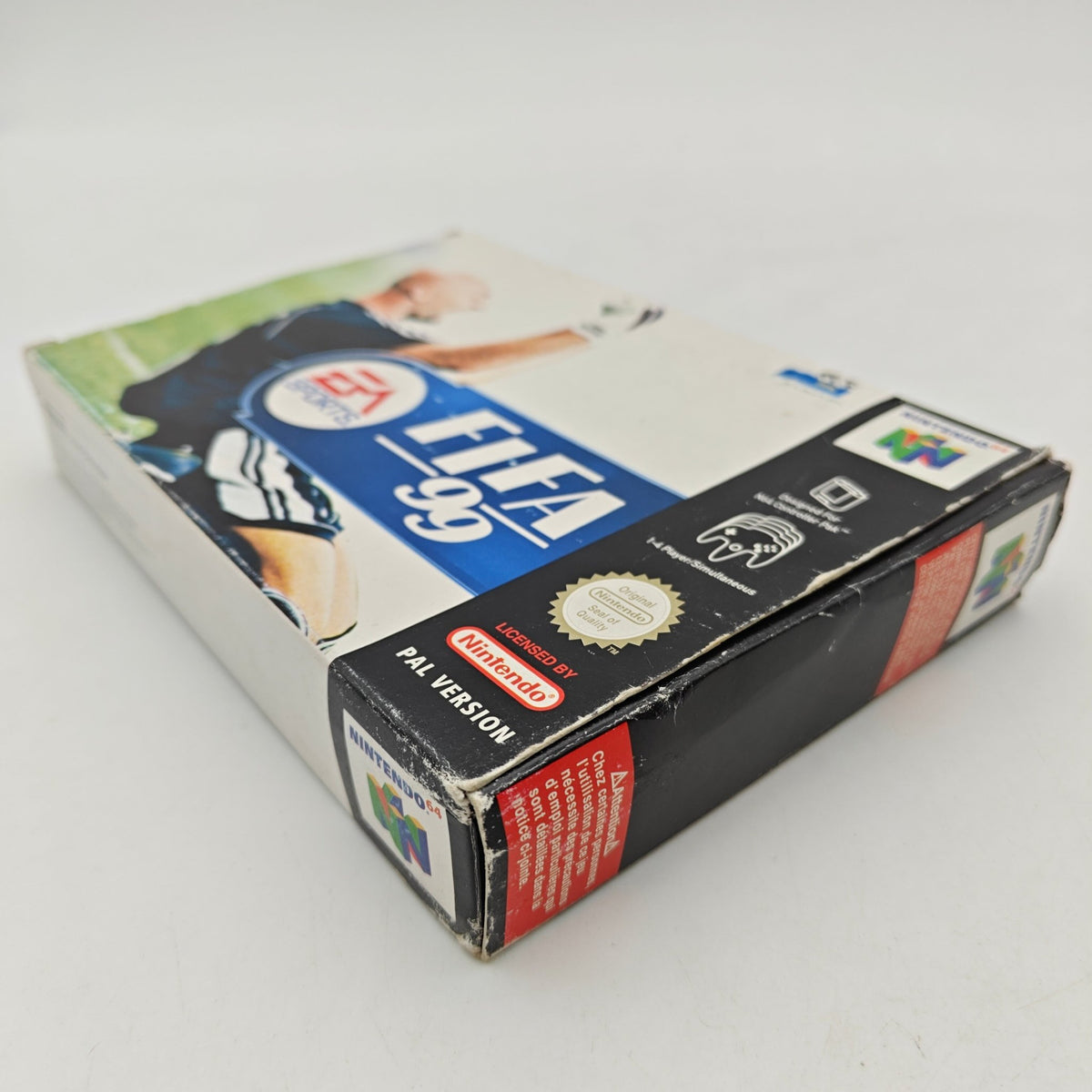 FIFA 99 - NINTENDO 64 - Strike Games