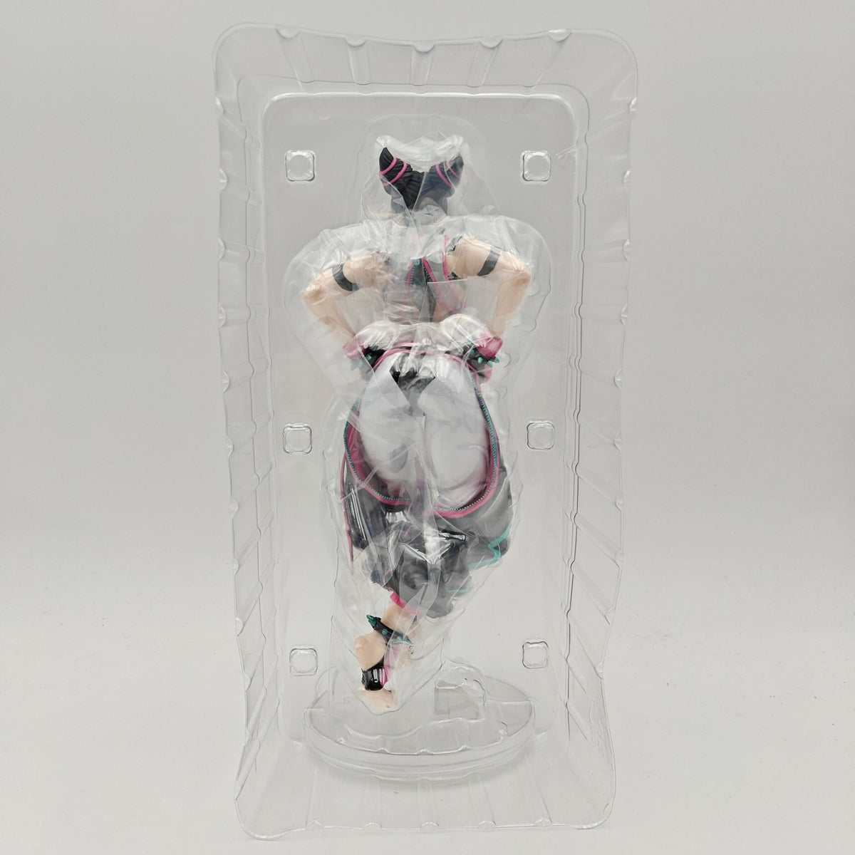 FIGURINE STREET FIGHTER 6 JURI - Strike Games