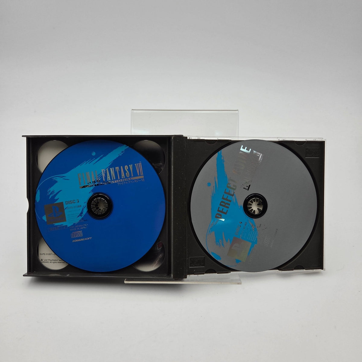 Final Fantasy VII International - Playstation 1 - Strike Games