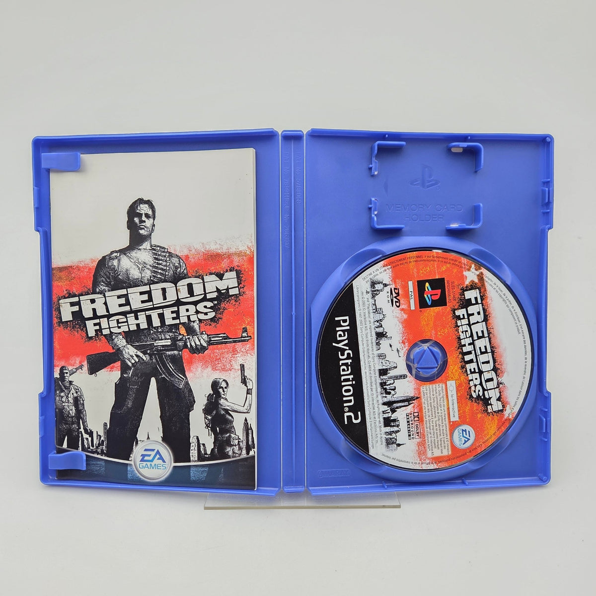 FREEDOM FIGHTERS - PLAYSTATION 2 - Strike Games