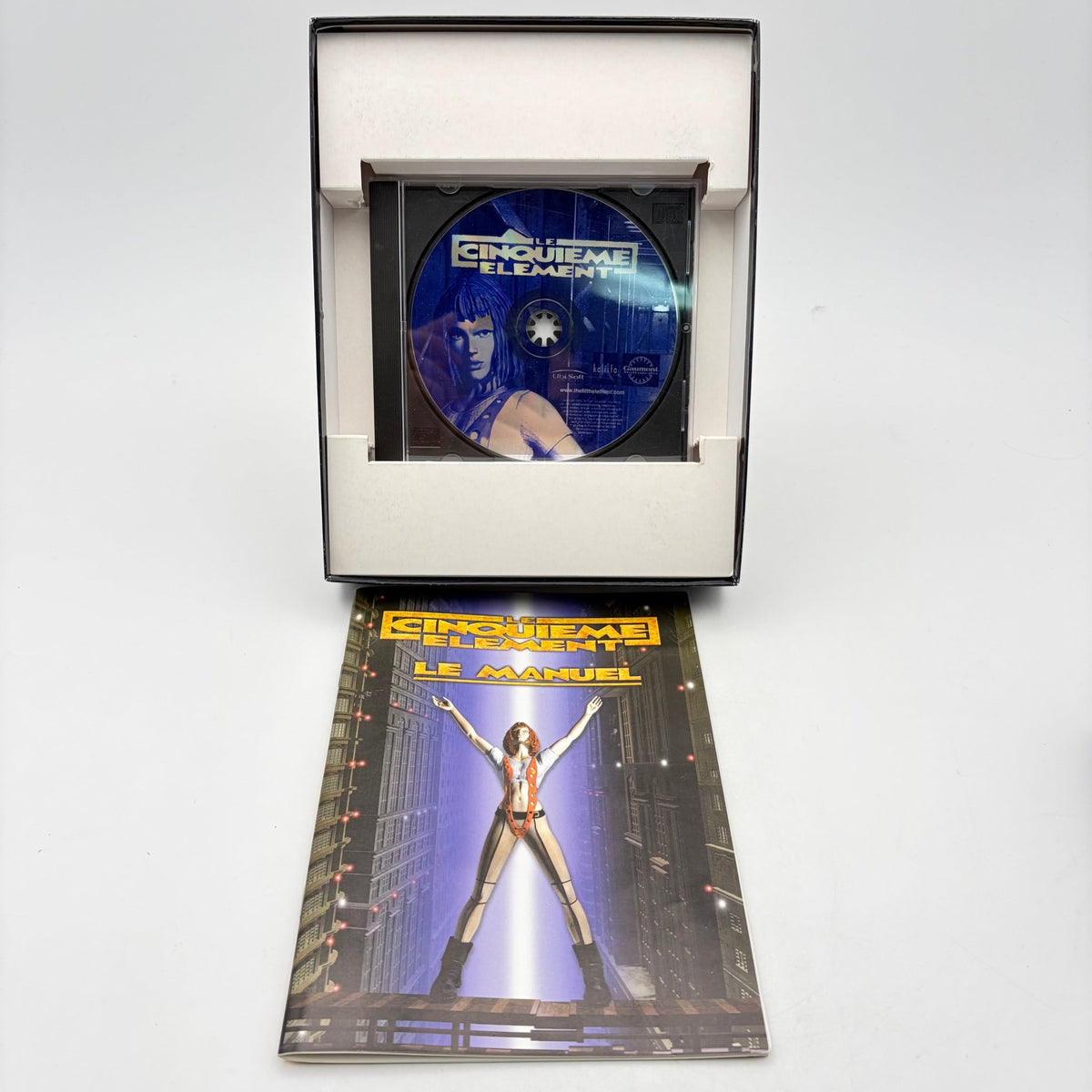 LE CINQUIÈME ÉLÉMENT - PC BIG BOX - Strike Games